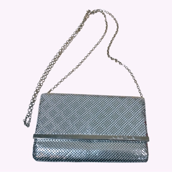 Tevolio Silver Mesh Evening Bag – New – Chain Strap Clutch with Card Slots - Picture 1 of 7
